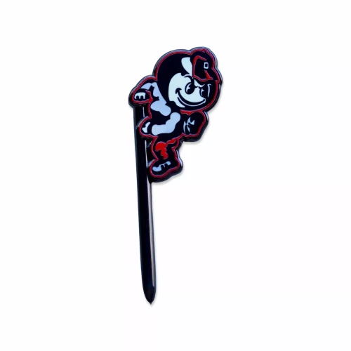 divot tool with brutus logo on the top 
